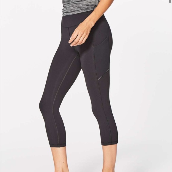Lululemon Speed Up Crop 21” Black Size 1X Size 8 - Picture 1 of 10